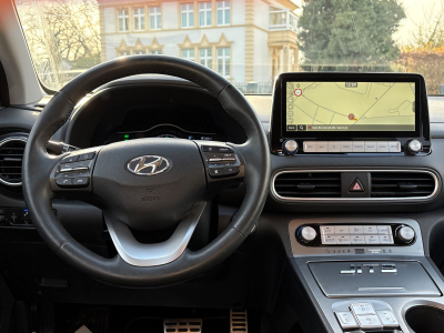 Hyundai Kona Premium Elektro 2WD