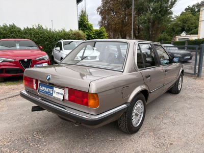 BMW 325 e A / Limousine/ Automatik /  SD / H kenzeic