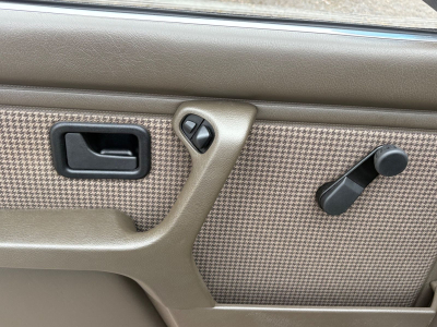 BMW 325 e A / Limousine/ Automatik / SD / H kenzeic