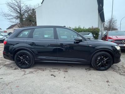 Audi Q7 55 TFSI quattro S line/7xSitzer/Pano/Virtuel/