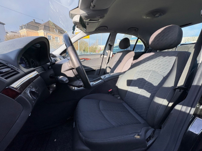 Mercedes-Benz E 200 Kompressor Limousine