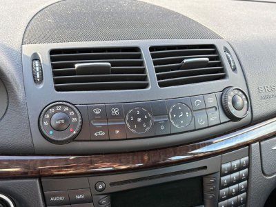 Mercedes-Benz E 200 Kompressor Limousine