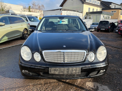 Mercedes-Benz E 200 Kompressor Limousine