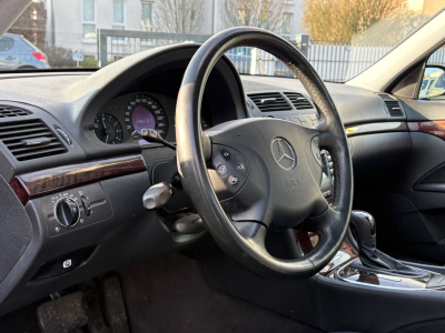 Mercedes-Benz E 200 Kompressor Limousine