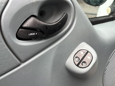 Ford Transit Kasten FT 300 M Trend LKW/Standheizung/