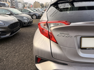Toyota C-HR 1.8 Hybrid Style Selection