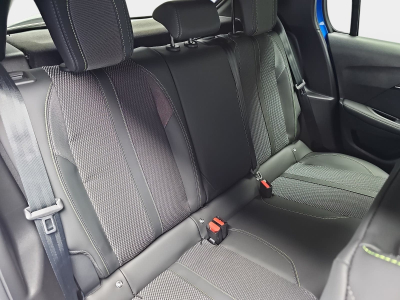 Peugeot 208 1.2 PureTech Hýbrid 110 E-DSC6 GT