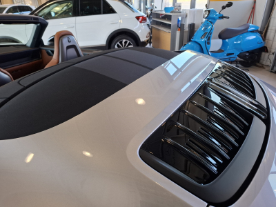 Porsche 992 FACELIFT CARRERA CABRIO PACK CHRONO BOSE CUIR NAVI 1 HAND 360°