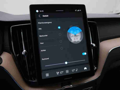 Volvo XC60 T6 Ultra AWD PHEV 350 Auto