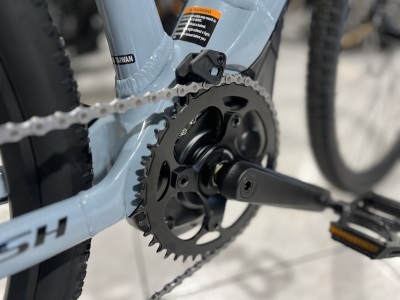 Yamaha Wabash RT L Freins GMX,  PW séries 70 Nm / 500 Wh, 36 V, roue 700 45 C,  cadre allu, 21 Kg.