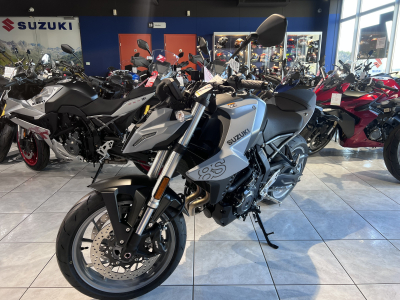 Suzuki GSX-8S 