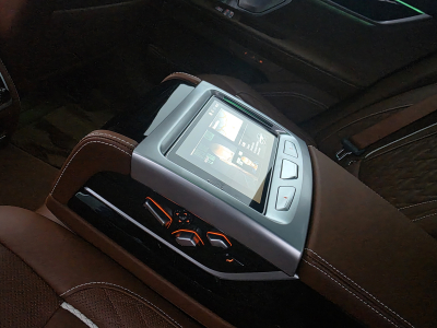 BMW 745 HYBRIDE  M SPORT PAKET CARBON CORE INDIVIDUAL FULL OPTIONS