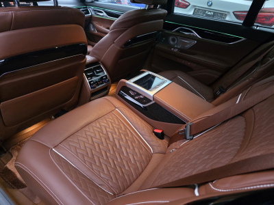 BMW 745 HYBRIDE  M SPORT PAKET CARBON CORE INDIVIDUAL FULL OPTIONS