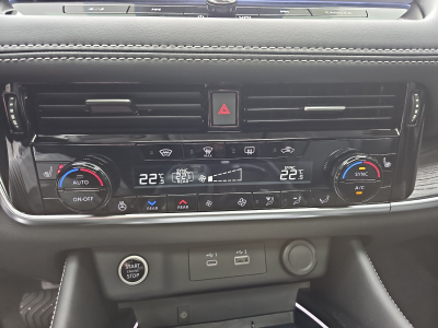 Nissan X-Trail 1.5 VC-T MHEV 163 AUTO Tekna