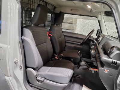 Suzuki Jimny 1.5 ALLGRIP COMFORT AHK 1 HAND