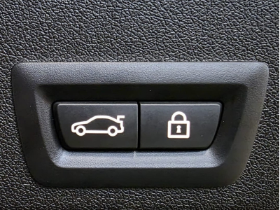 BMW X6 M COMPÉTITION 4.4 V8 XDRIVE DKG CARBON HEAD UP BOWERS & WILKINS PANO CUIR NAVI 1 HAND