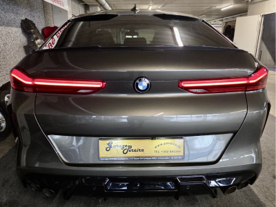BMW X6 M COMPÉTITION 4.4 V8 XDRIVE DKG CARBON HEAD UP BOWERS & WILKINS PANO CUIR NAVI 1 HAND