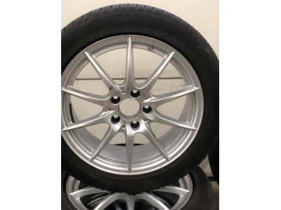 Jantes alu + Pneus hiver 17