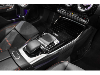 Mercedes-Benz A 35 AMG 4 MATIC +
