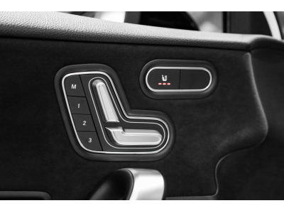 Mercedes-Benz A 35 AMG 4 MATIC +