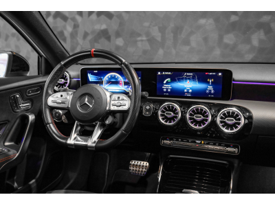 Mercedes-Benz A 35 AMG 4 MATIC +