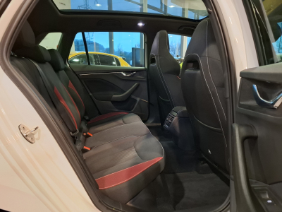 Skoda Kamiq 1.5 TSI 150 DSG, Monte-Carlo, PANO, CAMERA, LED, NAVI, COCKPIT, ALU 18, GARANTIE, 1 HAND