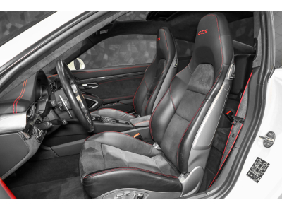 Porsche 991 .1 Carrera 4 GTS Coupé PDK