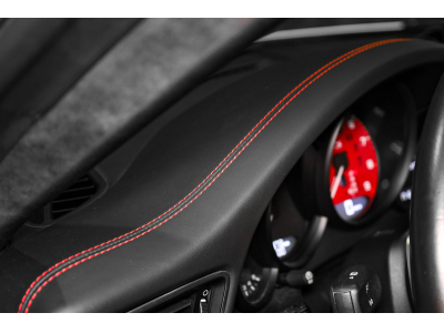 Porsche 991 .1 Carrera 4 GTS Coupé PDK