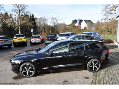 Volvo V60 2.0 B4 Plus Dark Geartronic