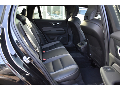 Volvo V60 2.0 B4 Plus Dark Geartronic