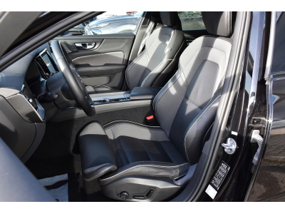 Volvo V60 2.0 B4 Plus Dark Geartronic