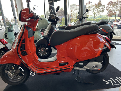 Vespa GTS 125 Super Sport