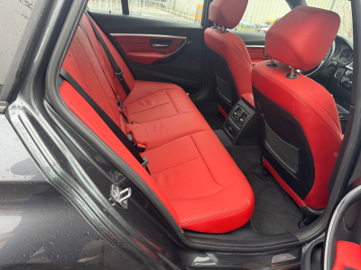 BMW 330 BMW 330 d Xdrive Sportline Panorama Head UP LED LEDER NAVI