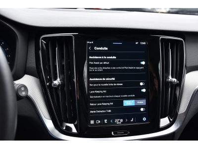 Volvo V60 2.0 B4 Plus Dark Geartronic