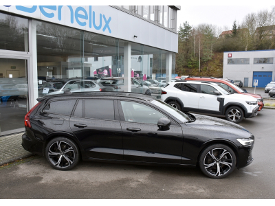 Volvo V60 2.0 B4 Plus Dark Geartronic