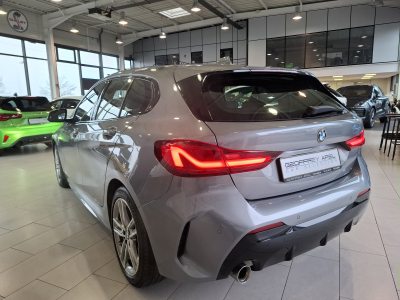 BMW 118 i M SPORT PAKET, 1 HAND, NAVI, LED, COCKPIT DIGITAL, GARANTIE