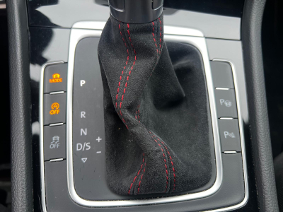 Volkswagen Golf GTI VII 2.0  GTI TCR 290