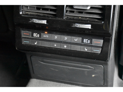 Volkswagen Touareg 3.0 TDI 4Motion R-Line Tiptronic