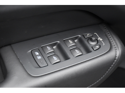 Volvo XC60 2.0 B4 Plus Dark Geartronic