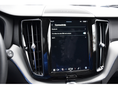 Volvo XC60 2.0 B4 Plus Dark Geartronic