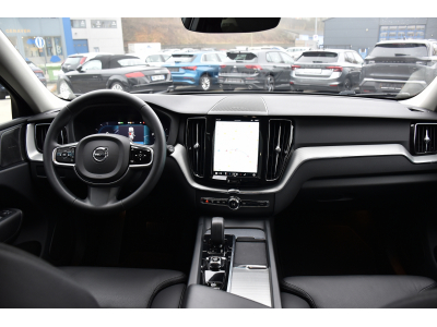 Volvo XC60 2.0 B4 Plus Dark Geartronic