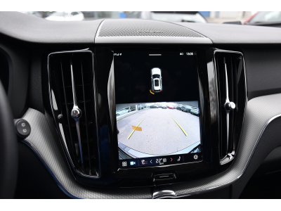 Volvo XC60 2.0 B4 Plus Dark Geartronic