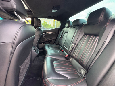 Maserati Ghibli S Q4 / 1.Hand/COC/