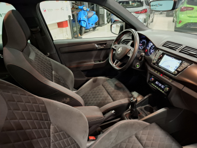 Skoda Fabia 1.0 TSI  MONTE CARLO, LED, PANORAMIQUE, ALU 17'',NAVI, 1HAND