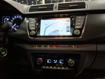 Skoda Fabia 1.0 TSI  MONTE CARLO, LED, PANORAMIQUE, ALU 17'',NAVI, 1HAND