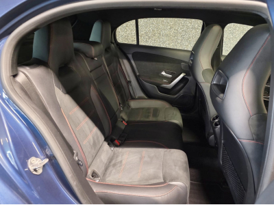 Mercedes-Benz A 180 D AMG LINE AUTO PANO CUIR NAVI 1 HAND