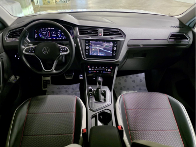 Volkswagen Tiguan 1.5 TSI 150 URBAN SPORT VIRTUAL HEAD UP HARMAN KARDON CUIR NAVIC 1 HAND