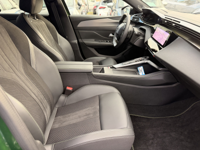 Peugeot 308 1.2 GT 130 EAT8