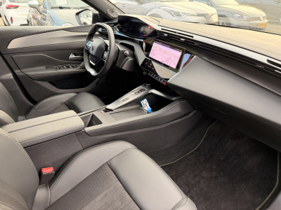 Peugeot 308 1.2 GT 130 EAT8