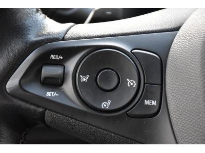 Opel Corsa 1.2 GS AT8